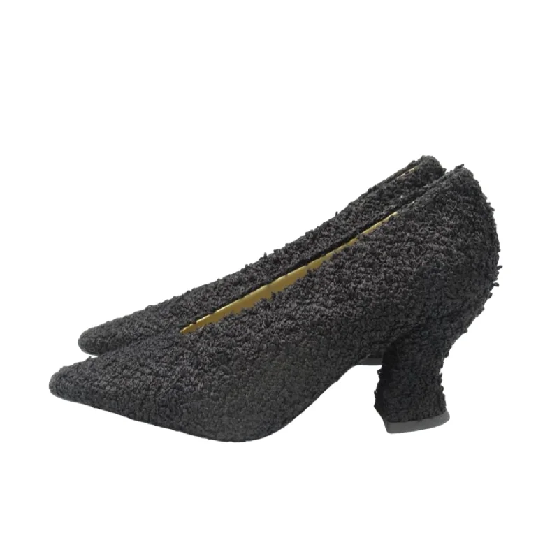 Women's business meeting stiletto heel pumps with a professional lookBottega Veneta Almond Tweed Pumps