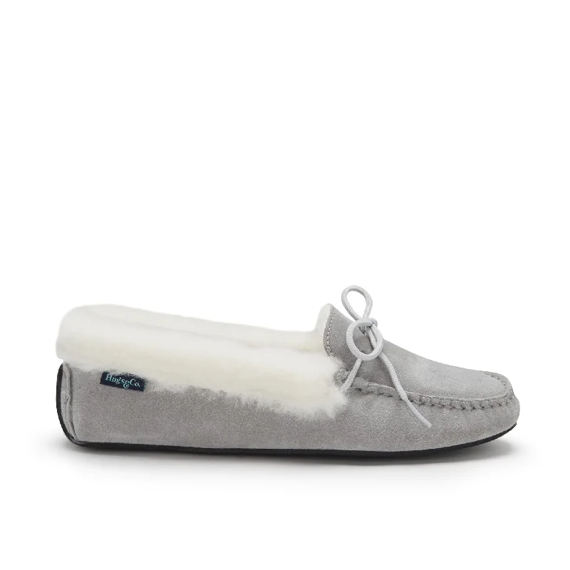 Sustainable Women's Recycled Material Loafers in Gray for Eco - Conscious ShoppersWomen's slippers, sheepskin, dove grey suede