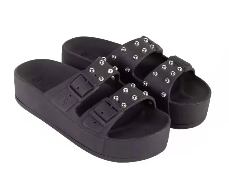 Women's Flat Slide Sandals with a Memory Foam Insole in White for All - Day ComfortWomen Caipirinha Spikes In Black