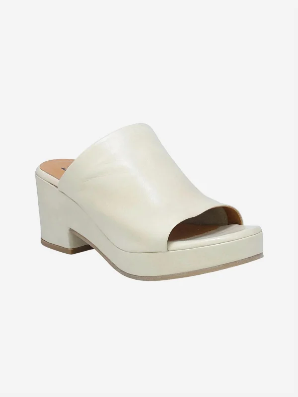 Sustainable Women's Recycled Material Sandals in Beige for Eco - Conscious ShoppersWomen's Gwen Block Heel In Cream