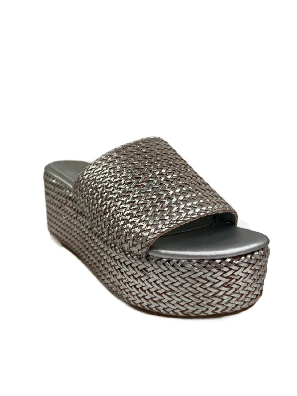 Women's Sandals with a Glitter - Coated Strap in Gold for a Sparkly Summer OutfitWomen's Peony Sandal In Silver