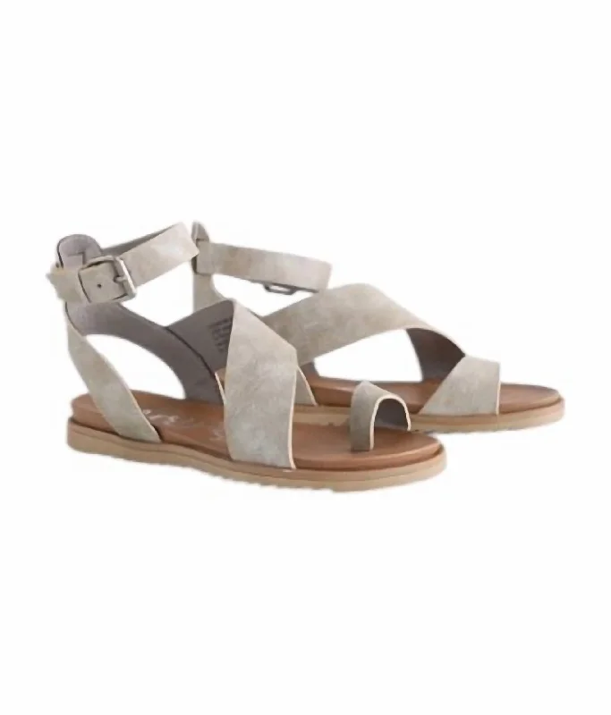 Women's Cork - Soled Espadrille Sandals with a Rope - Trimmed Upper in Navy for a Summer VibeWomen's Steffy Ring Toe Flat Sandal In Cream