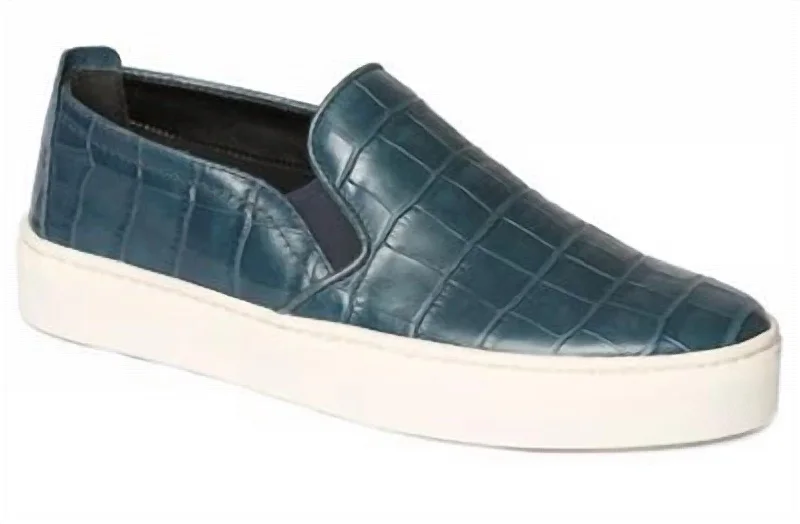 Slip - On Women's Canvas Sneakers in Navy for Easy and Effortless WearSneak Name Slip-On Sneakers In Petrolio Cocco Teal