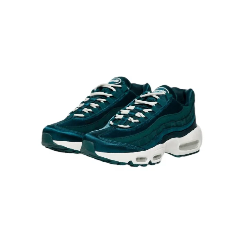 Foldable Women's Travel Sneakers for Compact Storage in LuggageWomen's Air Max 95 Sneakers In Dark Atomic Teal