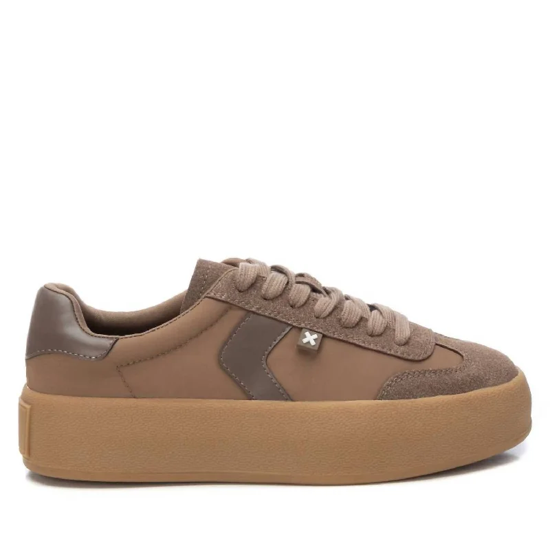 Vegan - Friendly Women's Sneakers Made from Recycled Materials for an Eco - Conscious ChoiceWomen's Textile Sneakers In Taupe