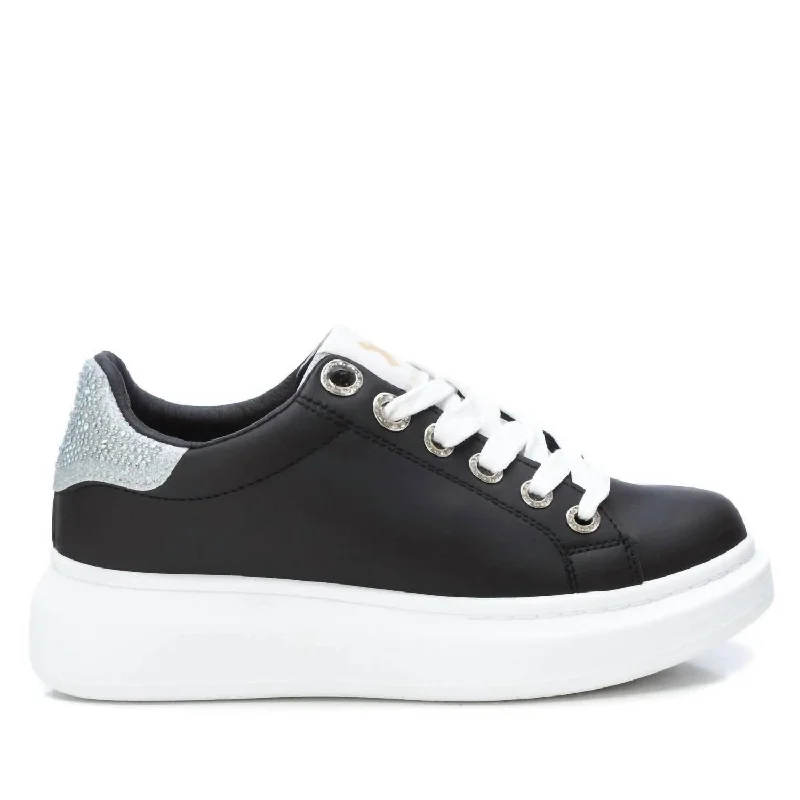 Wide - Width Women's Sneakers for Comfortable Fit for Those with Wider FeetWomen's Trainer Sneakers In Black