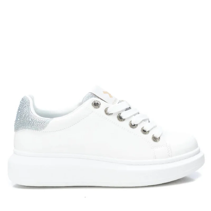 Retro - Style Women's Sneakers in Pastel Colors for a Nostalgic and Fashionable VibeWomen's Trainer Sneakers In White