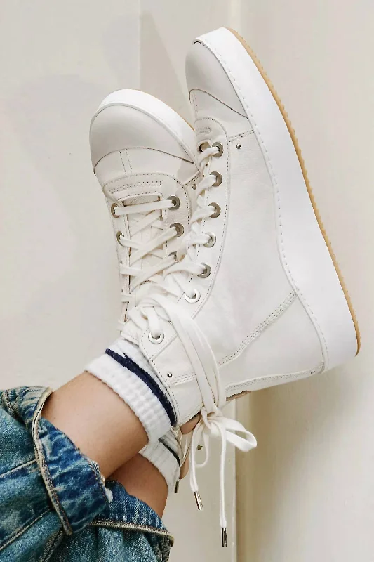 Chunky - Sole Women's Platform Sneakers in White for a Trendy Street Style LookWtf Saturday Sneaker In Off White